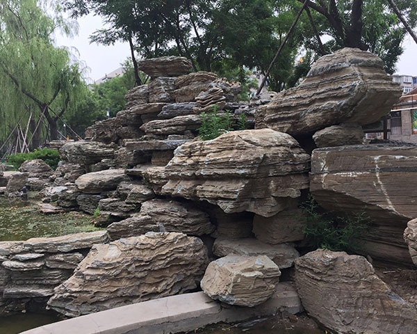 室外假山
