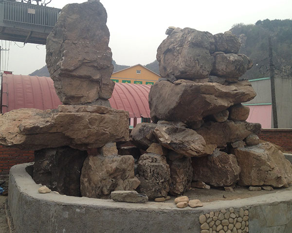 室外假山